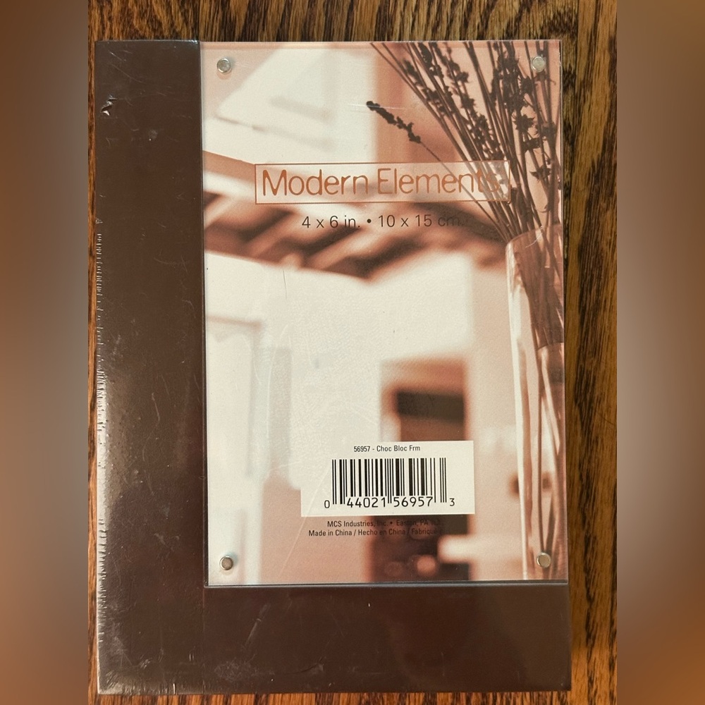 Modern elements wood block and acrylic 4 x 6 frame NIP